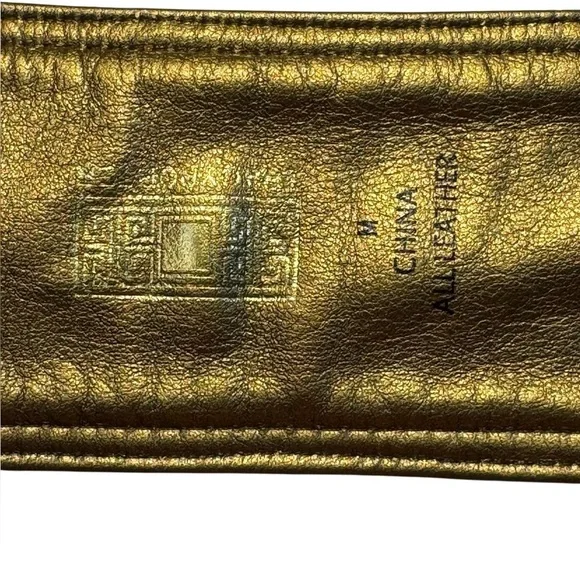 Tracy Porter gold Metallic all Leather Belt size medium NEW - Picture 7 of 12